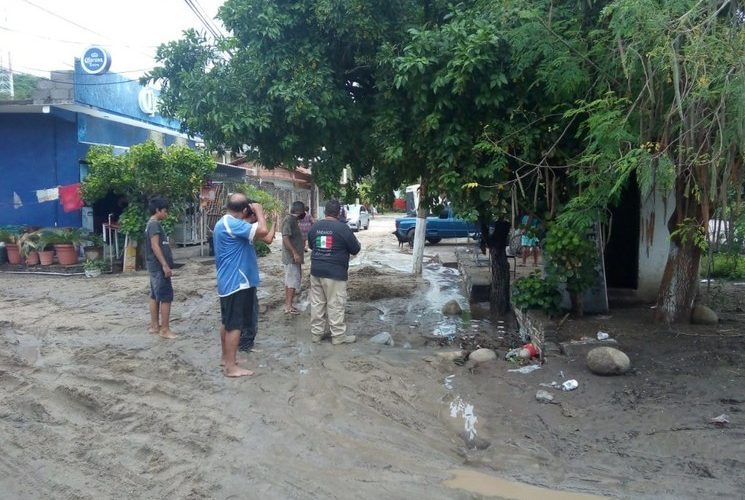 Reportan daños por lluvias en Costa Grande de Guerrero