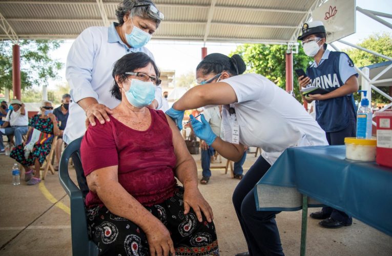 Coronavirus en México: Más de 16,000 personas han tenido reacciones adversa a la vacuna