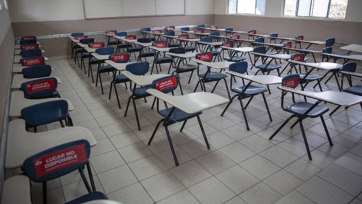 Para el regreso a clases presenciales es necesario mantener números bajos de la pandemia de COVID-19. Foto: Cuartoscuro/Archivo