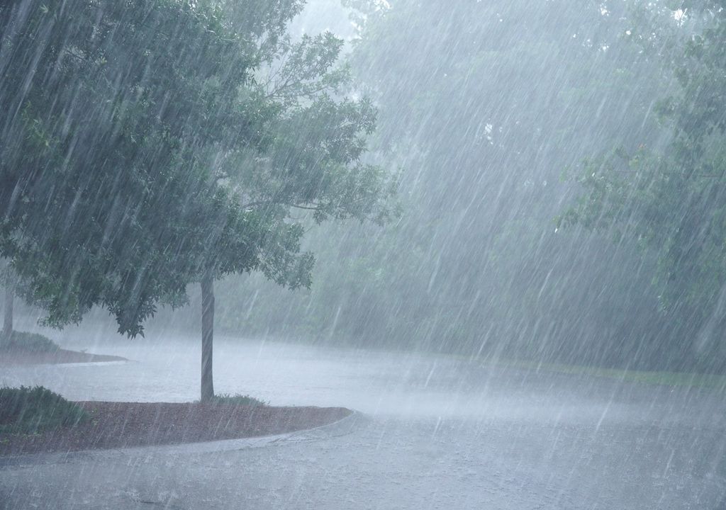 Interacción de sistemas ocasionarán abundantes lluvias/tormentas benéficas en territorio mexicano esta semana.