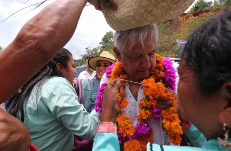 Policías comunitarios piden salario a AMLO: «hay mucho ratero y nada de sueldo»