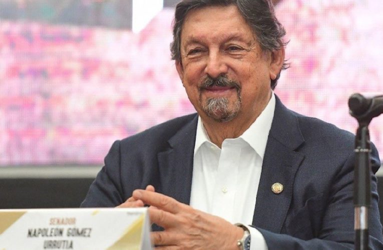 Gómez Urrutia visita y respalda a los mineros de Taxco