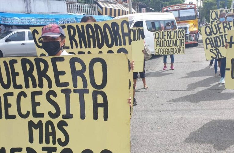 Guerrero protesta por su educación en CDMX