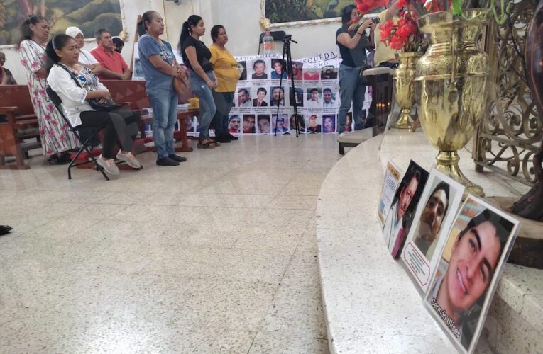 Se ofició una misa para las madres que tienen hijos desaparecidos. Hasta encontrarles!”