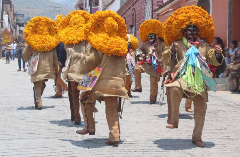 Cientos de tlacololeros, buscan reivindicarse como una tierra de cultura y dejar el estigma de ser un municipio violento.