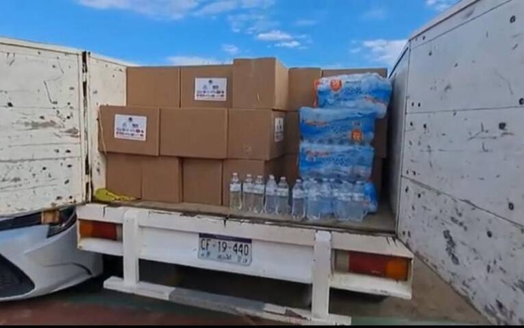 El presidente de los abarroteros de Los Cabos hace una donación de 240 despensas a Guerrero