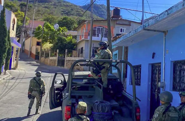 Un comando armado en Guerrero, se llevó a 9 personas